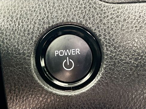 Used 2025 Toyota Camry SE w/ Convenience Package FWD image 24