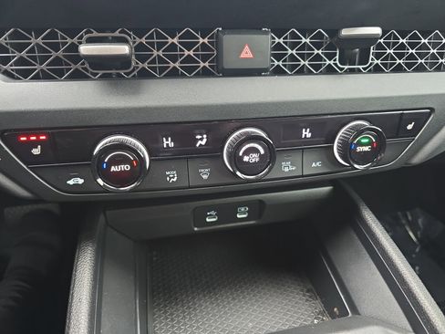 Used 2024 Honda Accord EX image 21