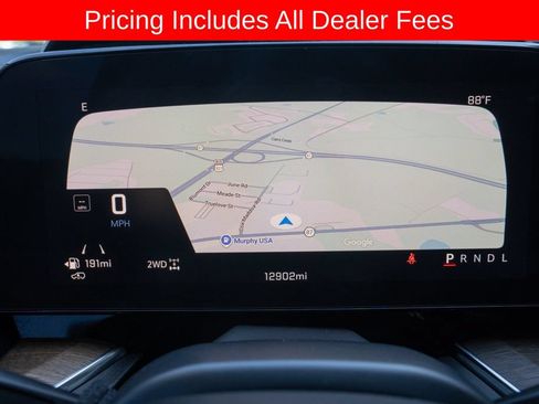 Used 2025 Chevrolet Suburban High Country AWD/4WD image 22