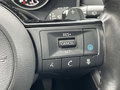 Used 2021 Nissan Rogue SL image 26