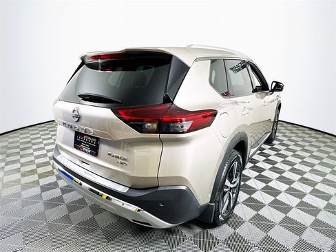 Used 2023 Nissan Rogue Platinum w/ Platinum Premium Package image 7