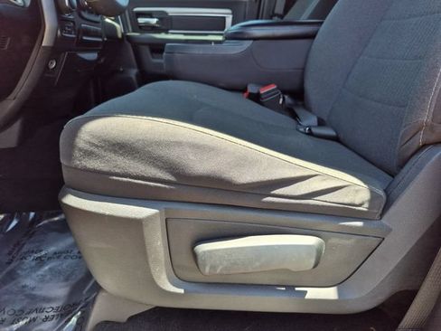 Used 2024 RAM 1500 Warlock AWD/4WD image 17