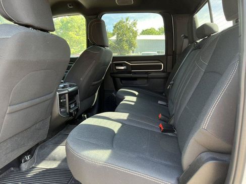 Used 2025 RAM 2500 Big Horn AWD/4WD image 4
