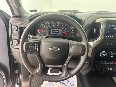 Used 2024 Chevrolet Silverado 1500 Custom Trail Boss AWD/4WD image 27