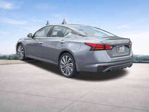 Used 2023 Nissan Altima 2.5 SL FWD image 22