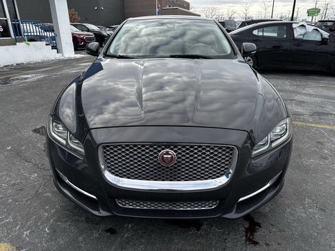 Used 2016 Jaguar XJ L Portfolio image 5