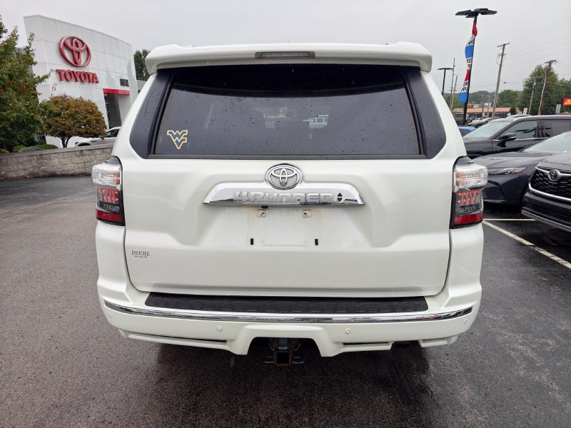 Used 2023 Toyota 4Runner Limited AWD/4WD image 5
