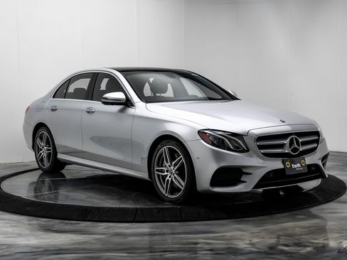 Used 2020 Mercedes-Benz E 350 4MATIC Sedan w/ Parking Assistance Package image 19