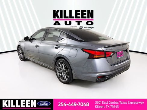 Used 2023 Nissan Altima 2.0 SR FWD image 6