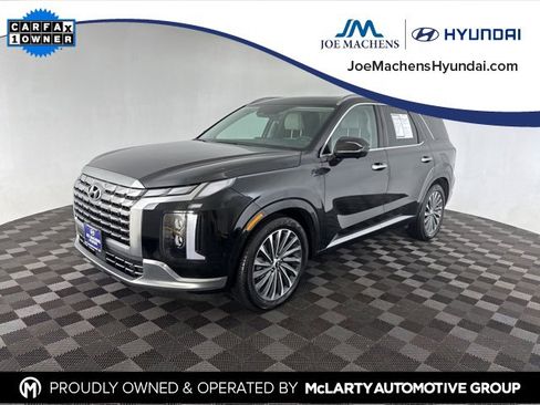 Certified 2025 Hyundai Palisade Calligraphy image 3