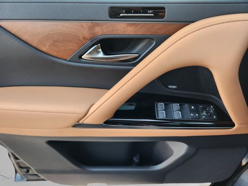 New 2026 Lexus LX 700h Luxury AWD/4WD image 19