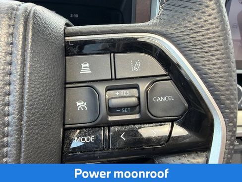 Used 2025 Toyota Sequoia Capstone AWD/4WD image 28