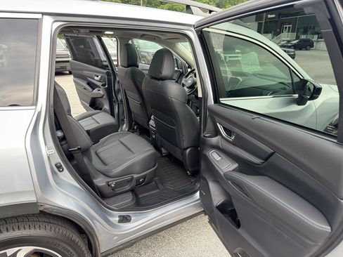 Used 2024 Subaru Ascent Limited w/ Technology Package AWD/4WD image 40