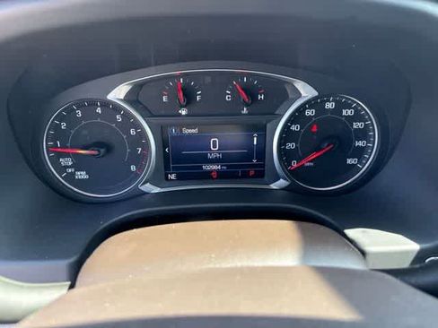 Used 2021 GMC Acadia SLE FWD image 15