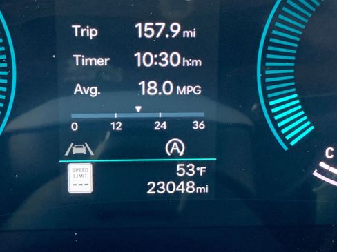 Used 2025 Hyundai Santa Fe SEL image 39