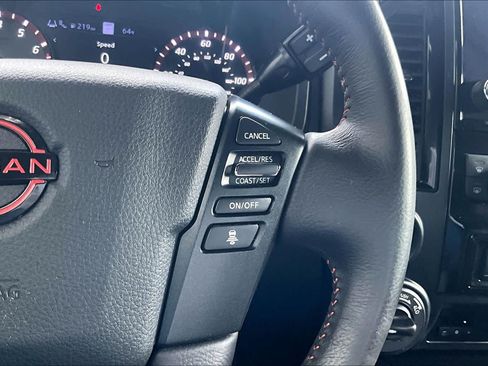 Used 2023 Nissan Titan PRO-4X w/ Pro-4x Convenience Package AWD/4WD image 25