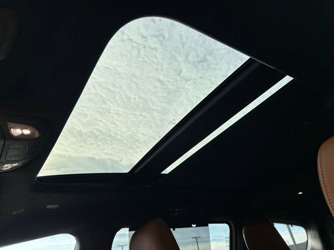 New 2026 Chrysler Pacifica Pinnacle image 24