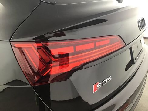 Used 2023 Audi SQ5 Prestige w/ Prestige Package AWD/4WD image 16