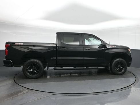 Used 2019 Chevrolet Silverado 1500 Custom Trail Boss w/ Custom Convenience Package AWD/4WD image 8