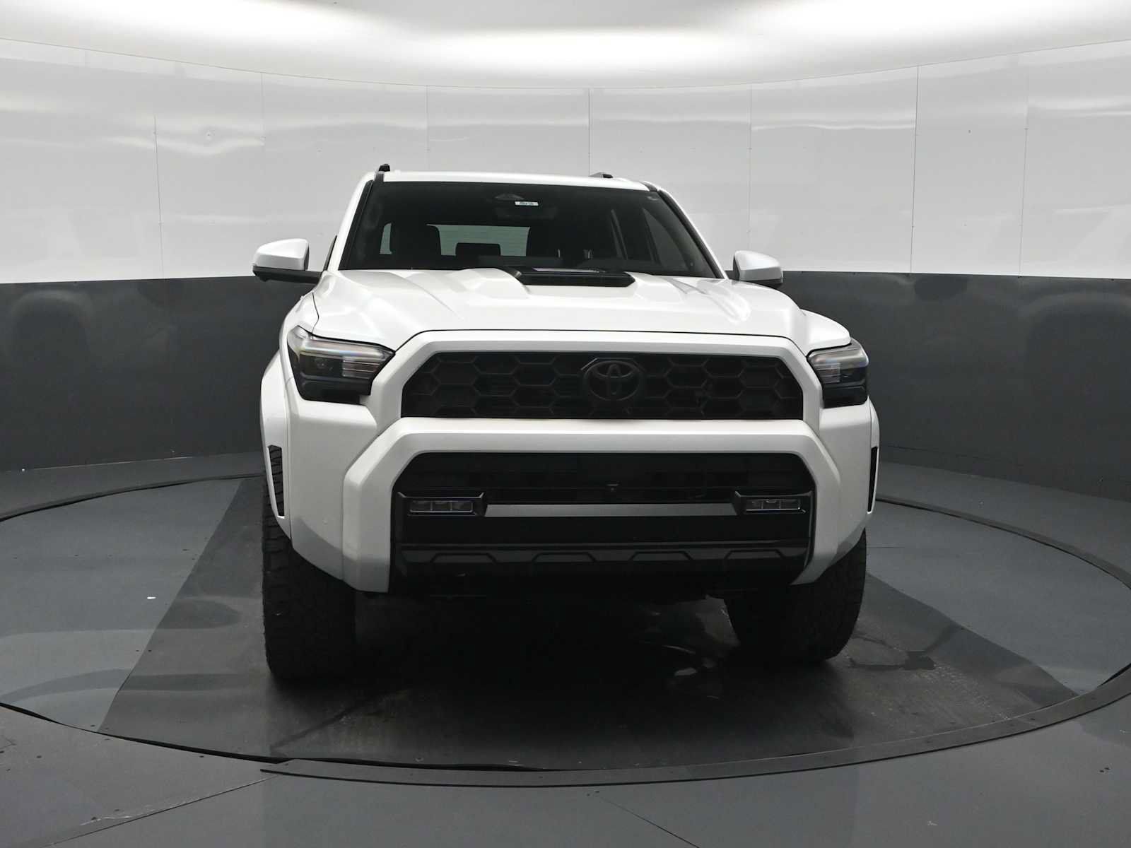 Used 2025 Toyota 4Runner TRD Sport Premium AWD/4WD image 3