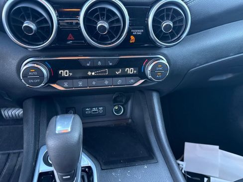 Used 2025 Nissan Sentra SV w/ All-Weather Package image 23