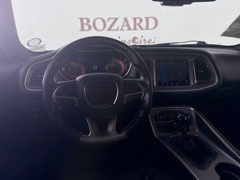 Used 2017 Dodge Challenger SRT Hellcat image 27