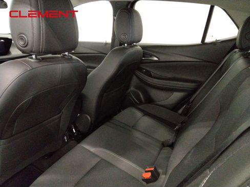 Used 2025 Buick Encore GX Preferred image 33