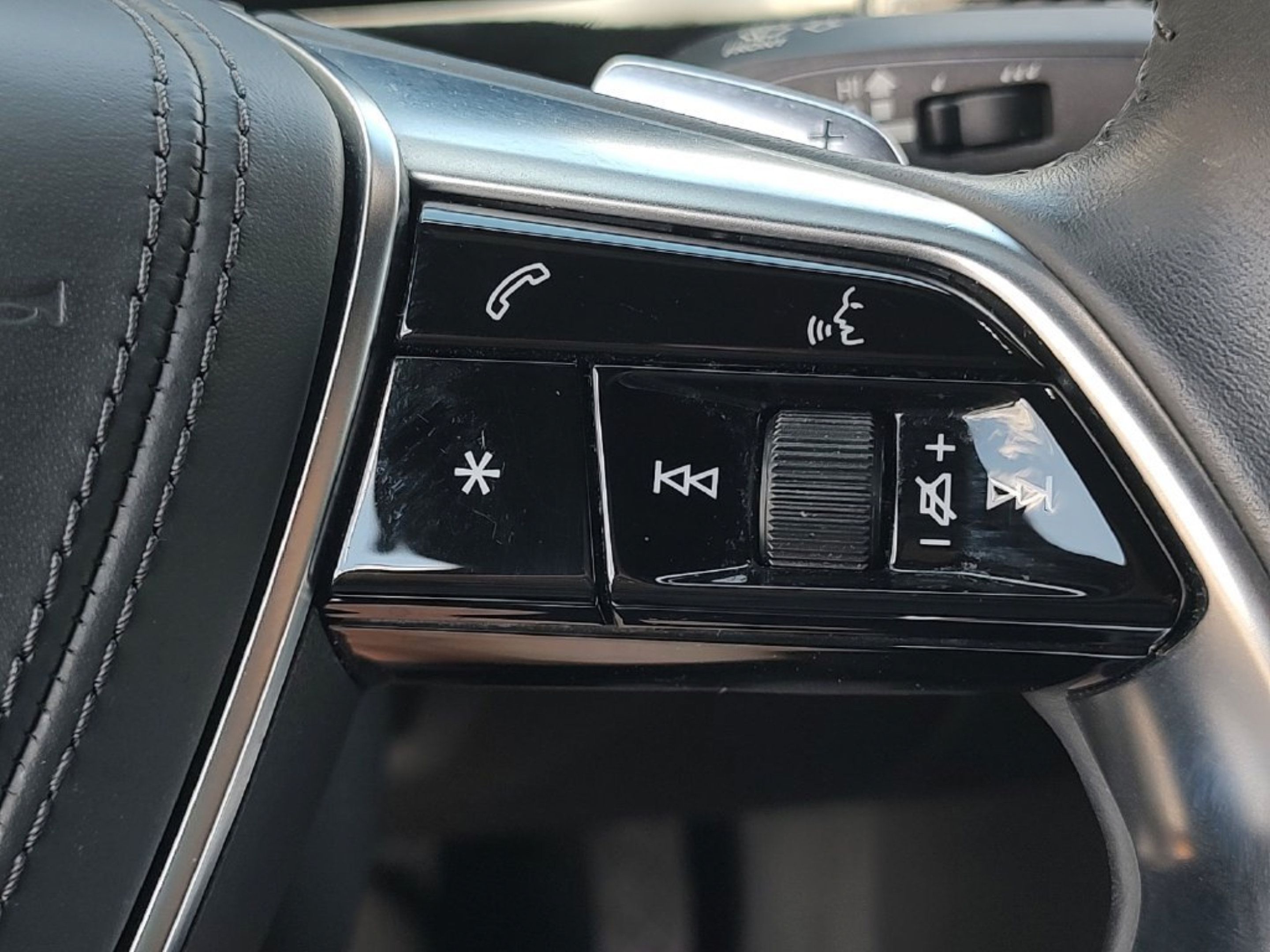 Used 2020 Audi A8 L 4.0T w/ Executive Package AWD/4WD image 20