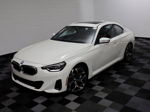 New 2025 BMW 230i xDrive Coupe w/ Convenience Package image 2