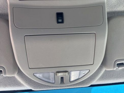 Used 2014 Nissan Titan S AWD/4WD image 23