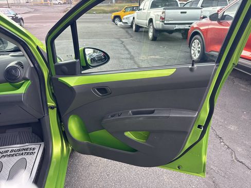 Used 2014 Chevrolet Spark LT image 22