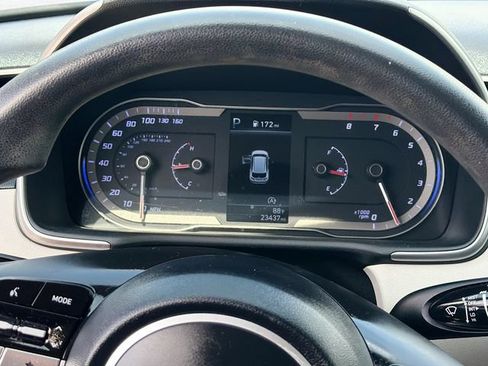 Used 2023 Hyundai Tucson SEL FWD image 11