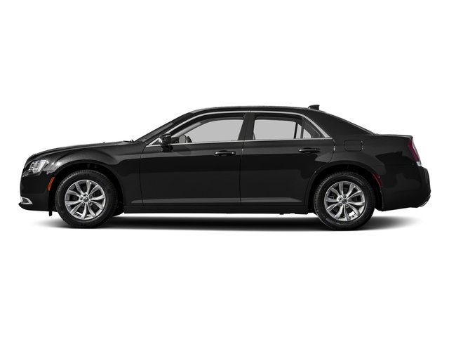 Used 2017 Chrysler 300 Limited w/ Value Package AWD/4WD image 3