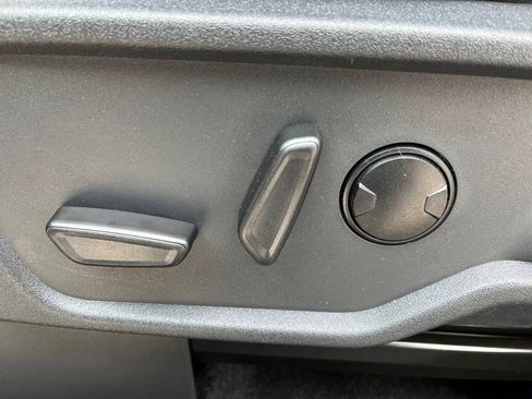 New 2025 Ford Bronco Badlands image 24