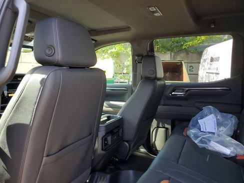 New 2026 GMC Sierra 1500 AT4 w/ AT4 Premium Package AWD/4WD image 11