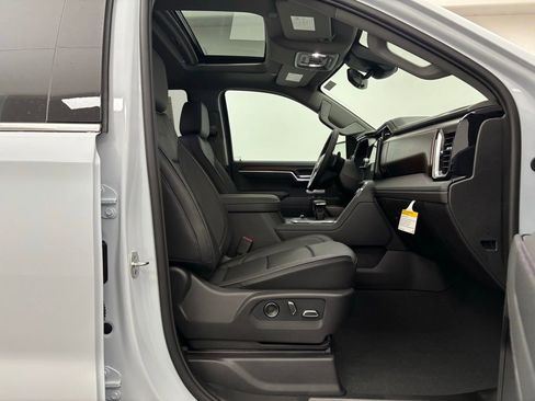 New 2026 GMC Sierra 1500 Denali w/ Denali Reserve Package image 40