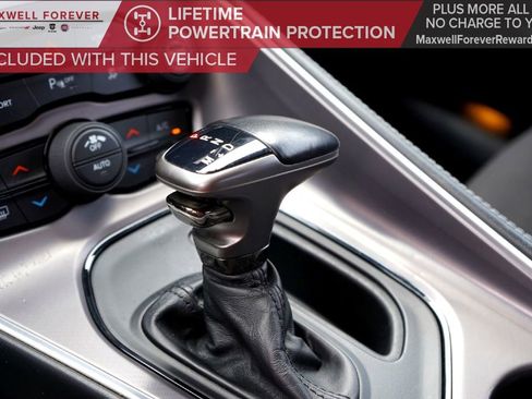 Used 2022 Dodge Challenger GT image 12