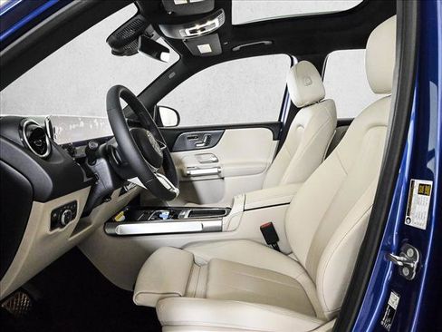 New 2026 Mercedes-Benz GLB 250 4MATIC image 18