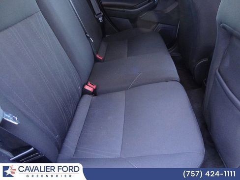 Certified 2018 Ford Focus SE image 12