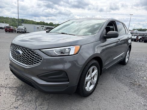 Used 2024 Ford Edge SE AWD/4WD image 10