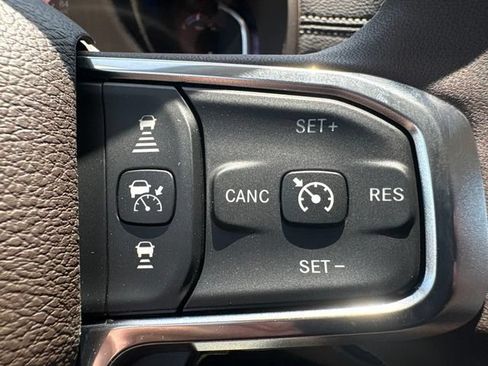 New 2026 RAM 2500 Laramie AWD/4WD image 29