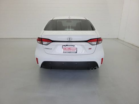 Used 2025 Toyota Corolla SE FWD image 6