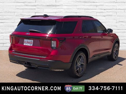 New 2026 Ford Explorer ST-Line RWD image 3