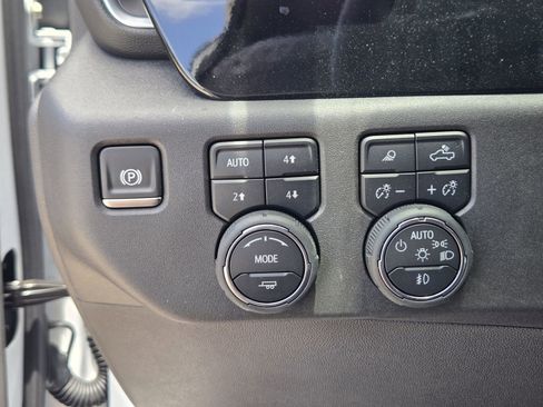 New 2025 Chevrolet Silverado 1500 LT Trail Boss w/ LT Trail Boss Premium Package image 22