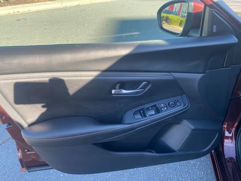 Used 2024 Nissan Sentra SV image 10