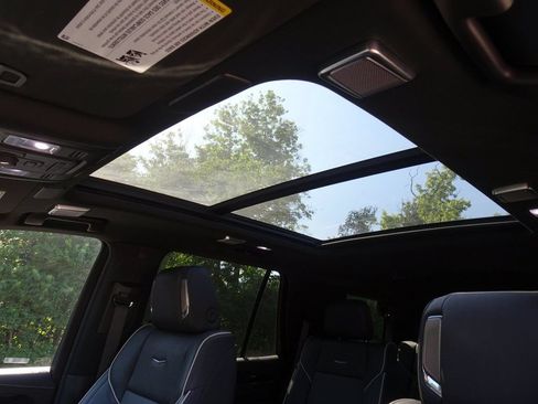 Certified 2024 Cadillac Escalade Sport w/ Touring Package AWD/4WD image 10