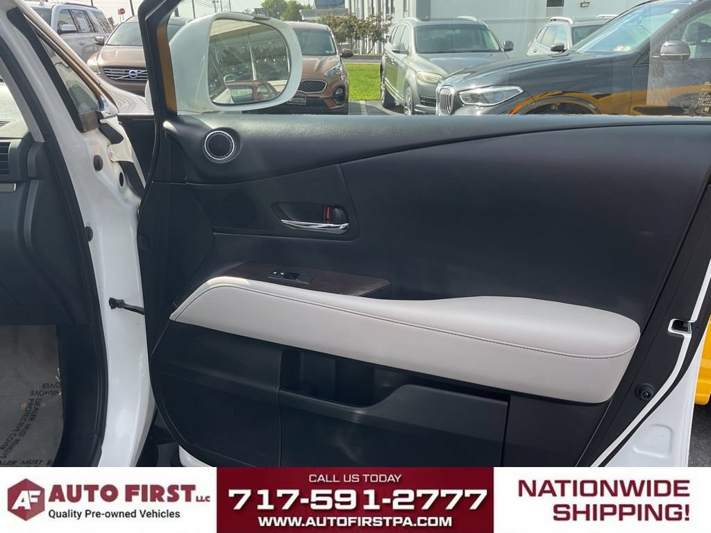 Used 2013 Lexus RX 450h AWD image 15