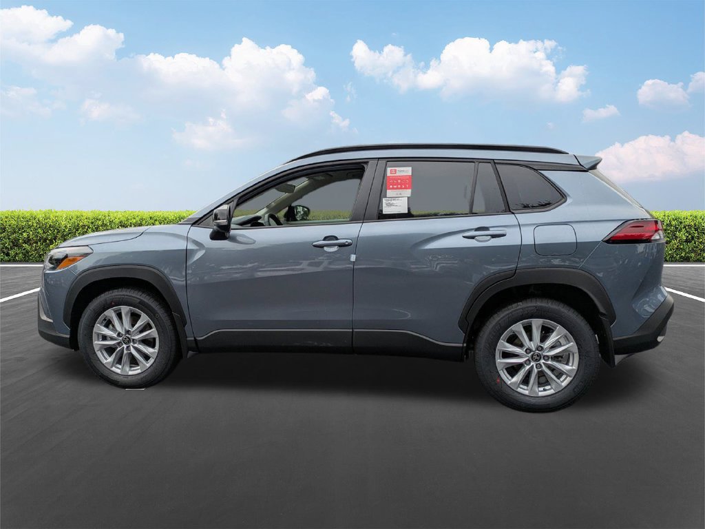 New 2026 Toyota Corolla Cross LE FWD image 7