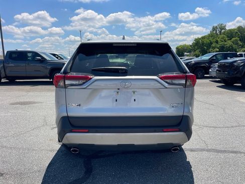 Used 2025 Toyota RAV4 Limited w/ Advanced Technology Package AWD/4WD image 4