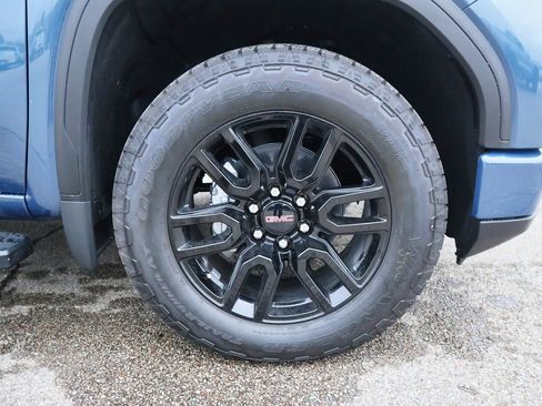 New 2026 GMC Sierra 1500 Elevation image 32